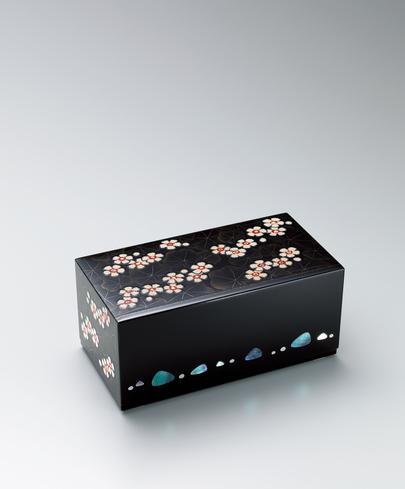 蒔絵箱「彩葩」