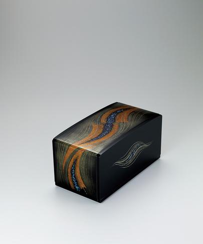 蒔絵沈金箱「流々」