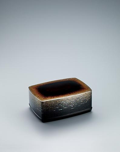 乾漆蒔絵漆箱「照」