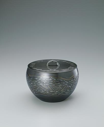 重ね金象嵌水指「清流」