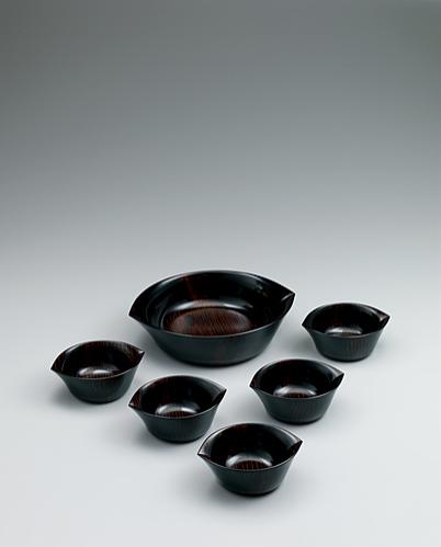 栃縮杢器「椿」