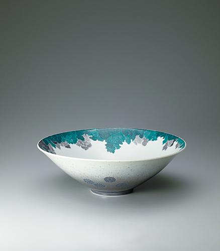 色絵雪花墨色墨はじき菊文鉢