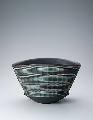 炭化線象嵌花器