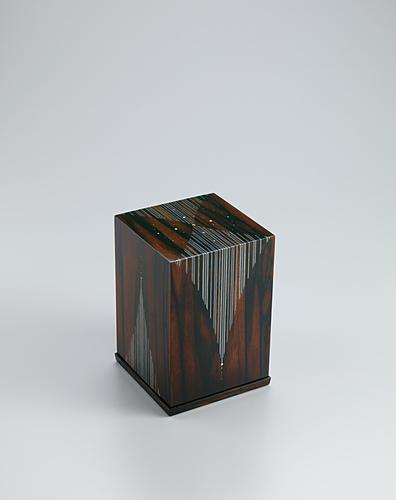 黒柿蘇芳染拭漆有線寄木象嵌箱「遙」