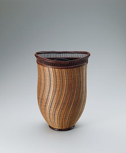 襷文花籃「花揺れ」