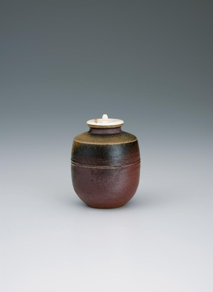 備前肩衝茶入