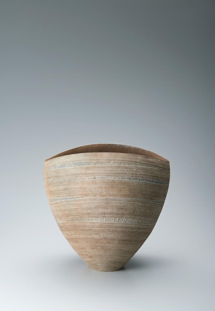 彩紋積層ノ器