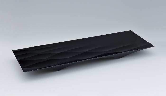 切錆飾卓「波のふるさと」