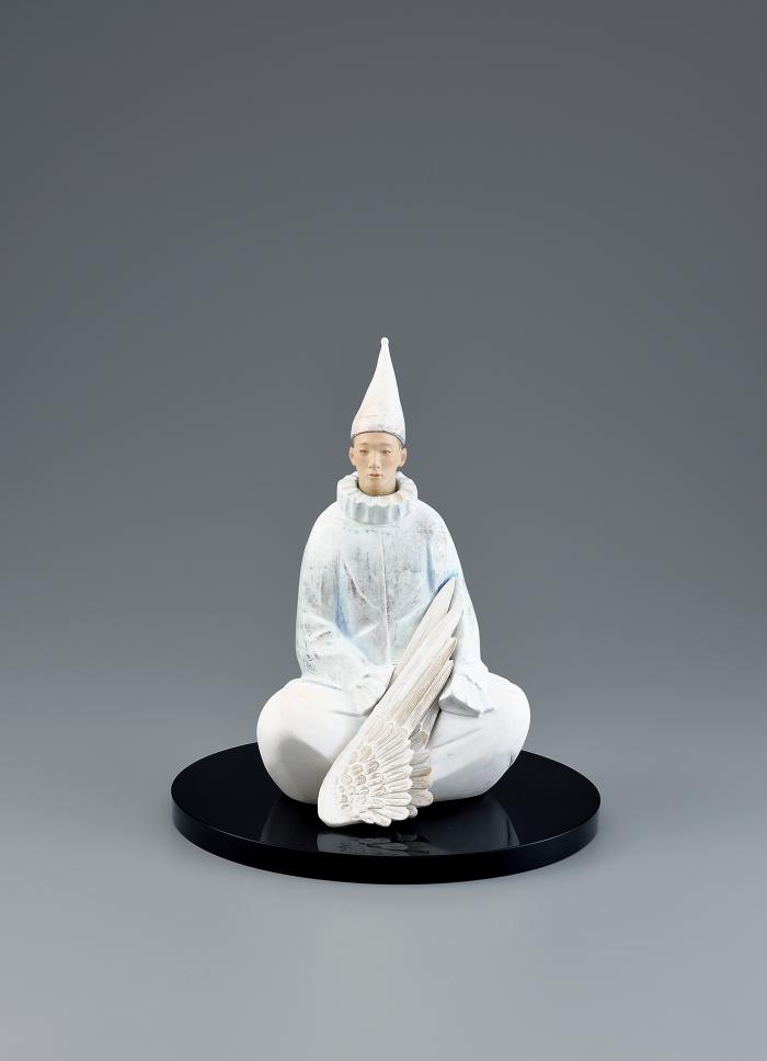 桐塑胡粉「遠い家」
