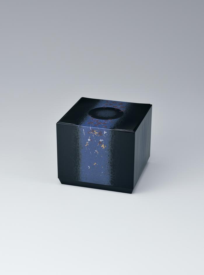 蒟醬彫漆箱「実紫」