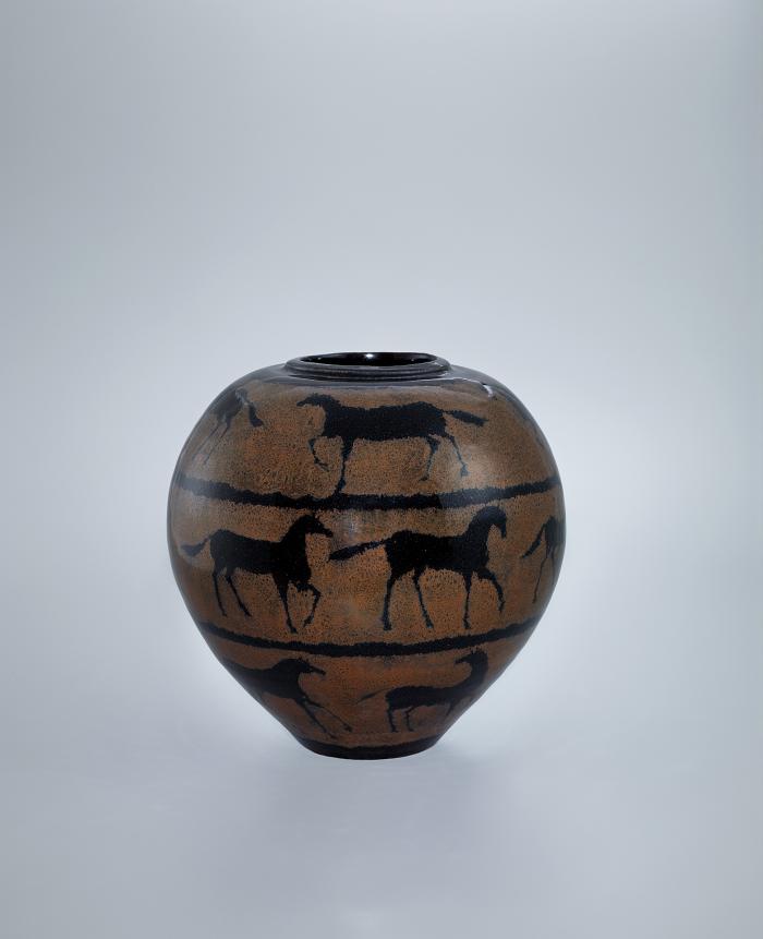 鉄釉馬文大壺