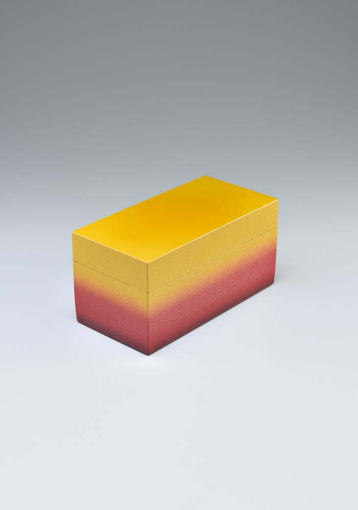 山装う蒟醬箱