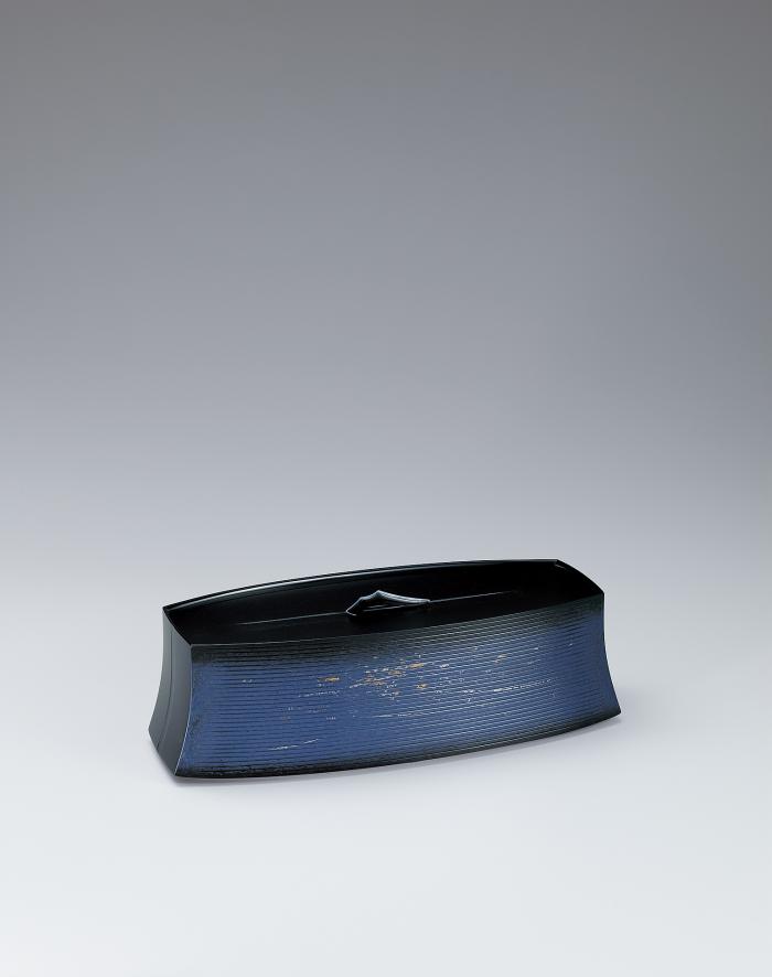 蒟醬彫漆蓋物「波静か」