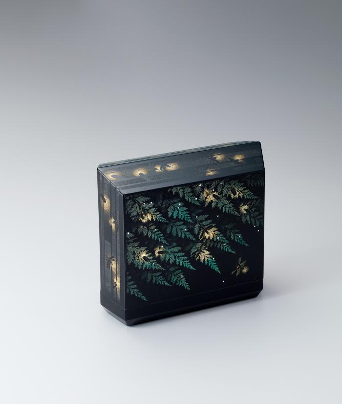 沈金飾箱「水無月」