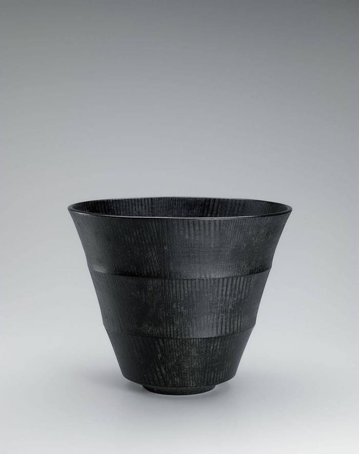色絵銀彩深鉢