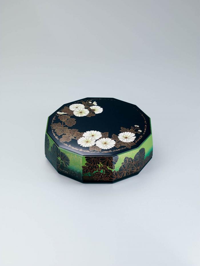 城端蒔絵菊文菓子器