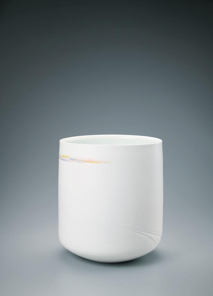 白磁花器「北帰行」