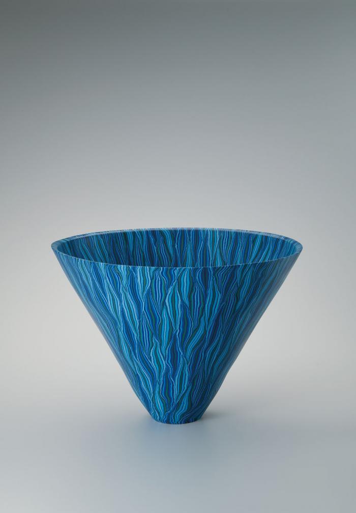 椋灰釉練上深鉢