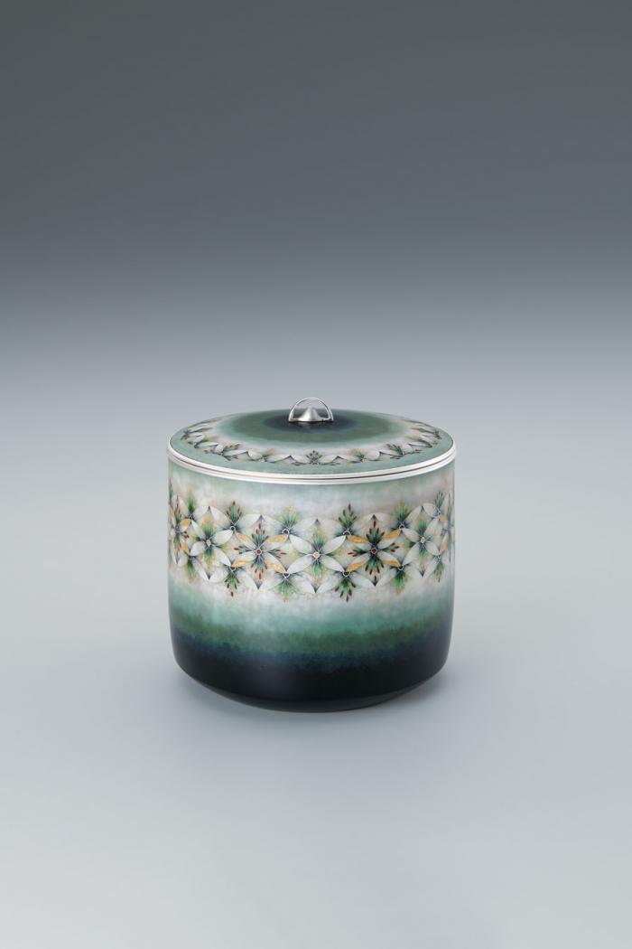 有線七宝華文水指