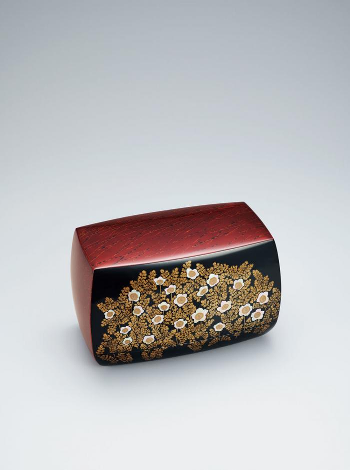 変塗蒔絵螺鈿箱「チングルマ」