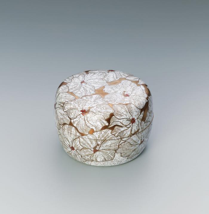 卵殻蒔絵筥「芙蓉の朝」