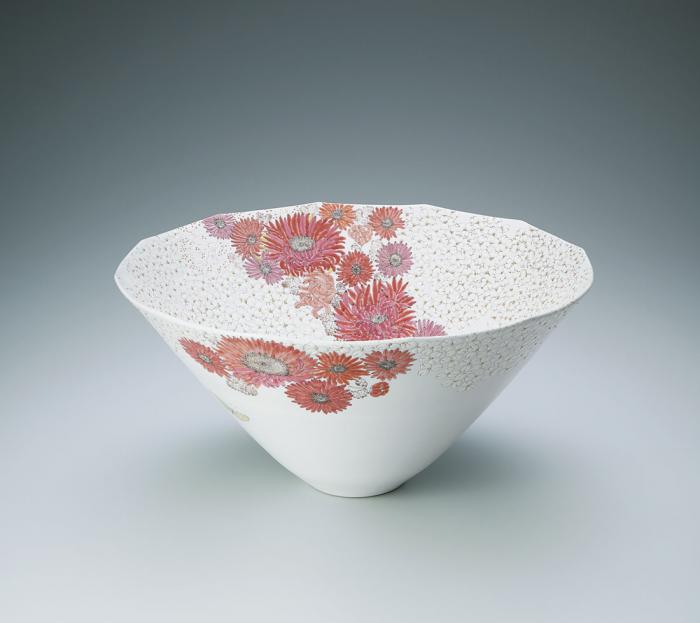 深鉢「春秋草花図」