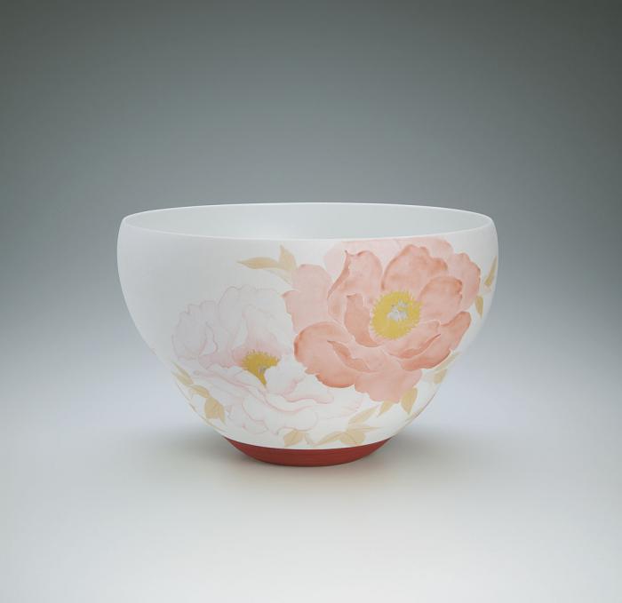 赤絵金彩牡丹文鉢