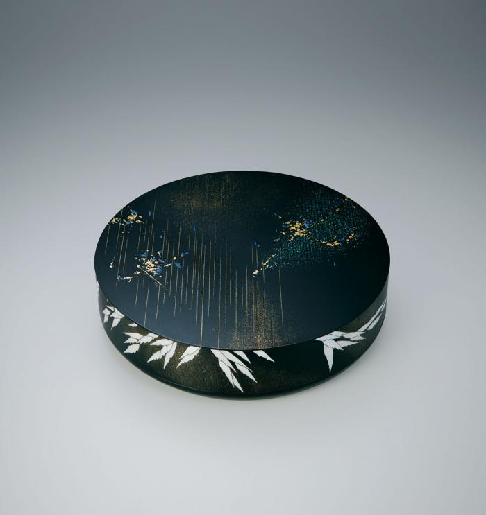 金胎螺鈿蒔絵漆箱「煌雨」