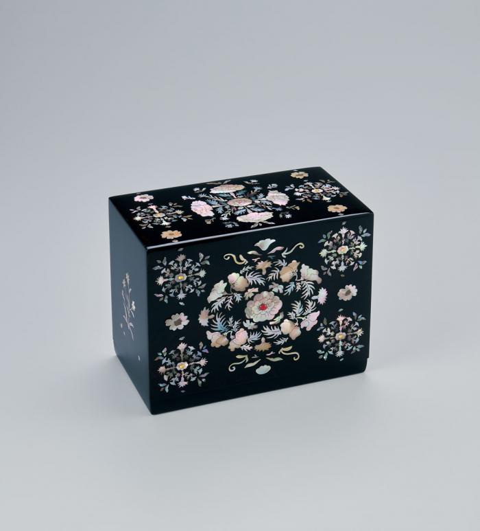 螺鈿花文漆箱