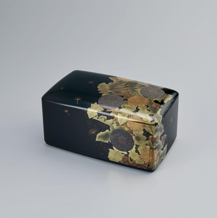 蒔絵箱「風まかせ」