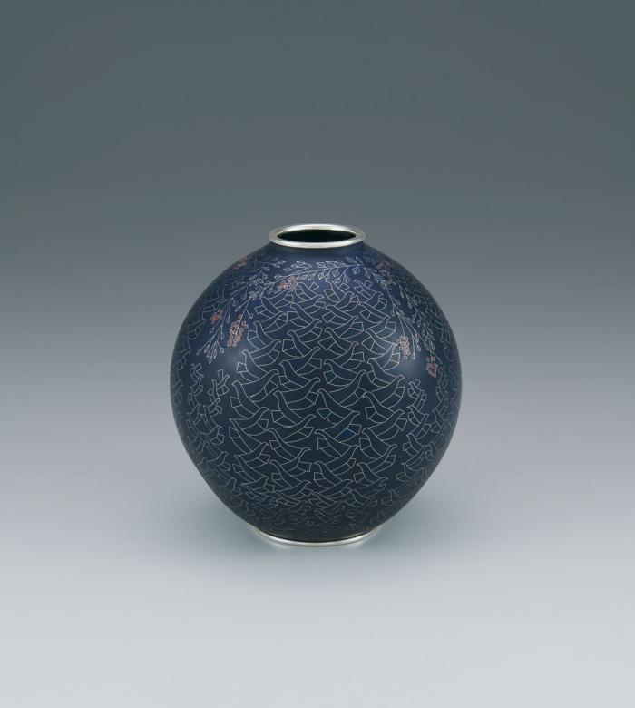 有線七宝花入「藍摺りに舞う」