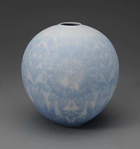 彩刻磁壺