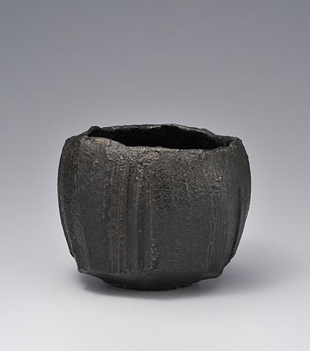 削ぎ目黒茶碗
