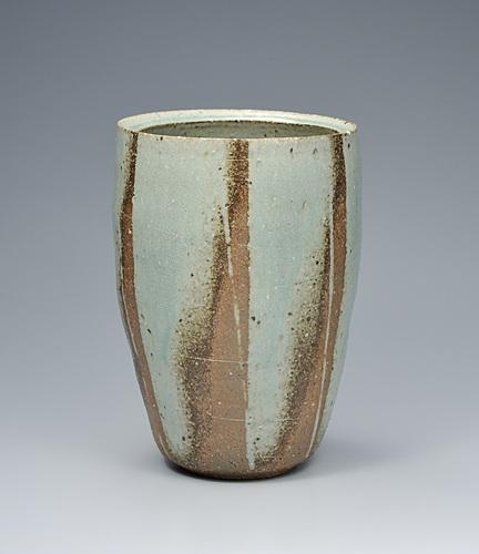 灰釉彩壺