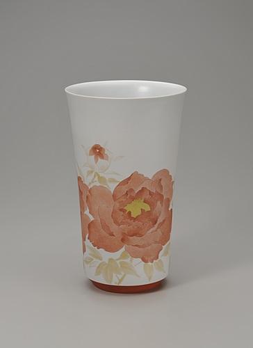 赤絵金彩牡丹文花器