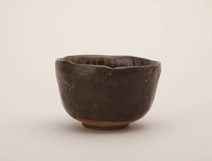 泥釉茶碗
