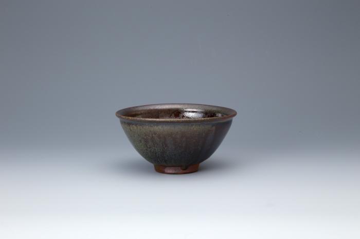 褐釉茶碗