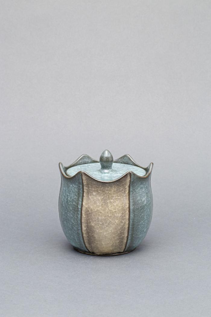 青瓷水指「雨滴」