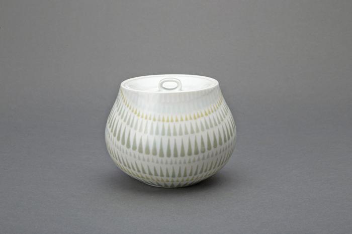 釉文水指　「木立」