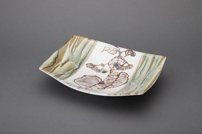 鉄絵銅彩秋海堂文鉢