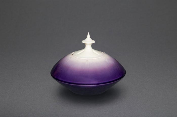 彩釉香器