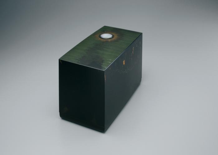 蒟醤箱「月白」