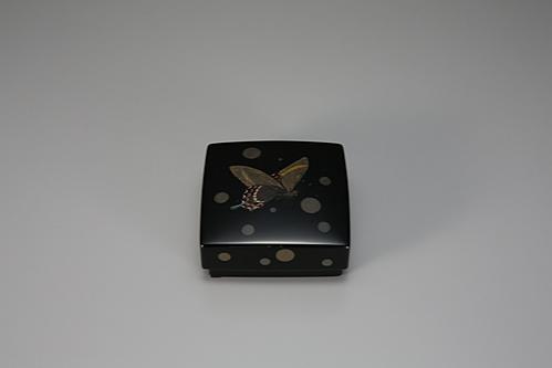 籃胎蒟醤香盒あげは蝶