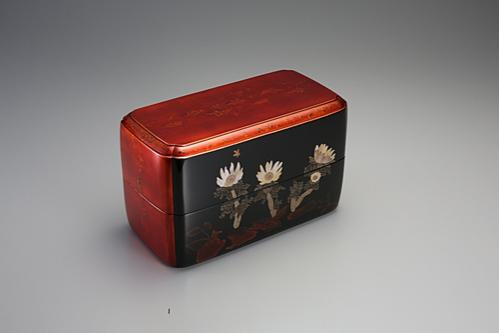 変塗蒔絵螺鈿箱「福寿草」