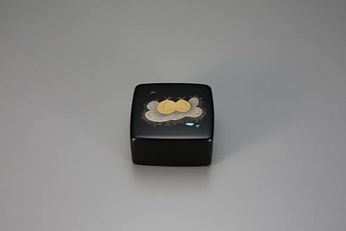 平文香合「秋果」