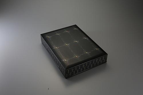 紋紗塗箱「清」