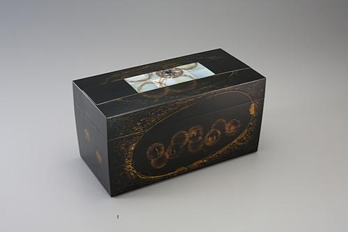 蒟醤螺鈿箱「輪」
