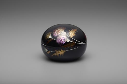 蒔絵あざみ文合子