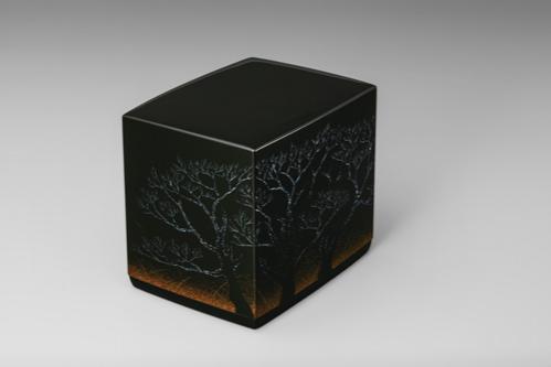 乾漆箱「とばりの気配」