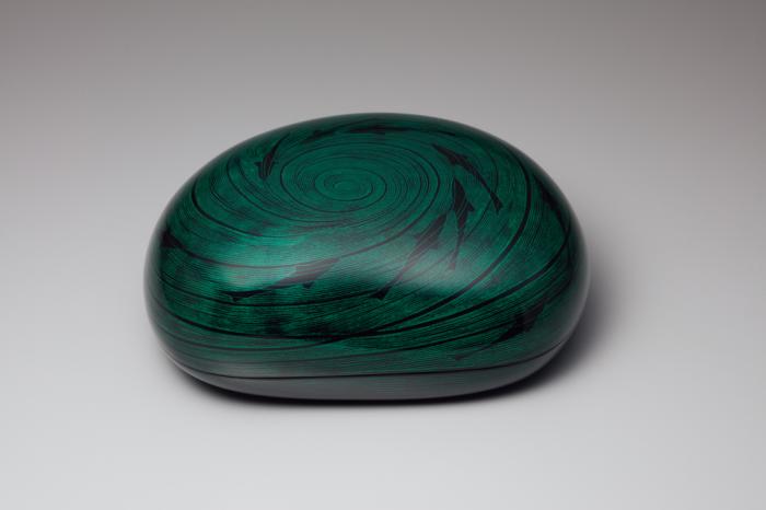 乾漆蒟醬箱「川辺」